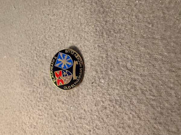 Vintage Pin Badge
