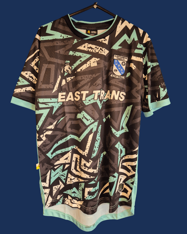 New Cleethorpes Town Home goalkeeper (mint )