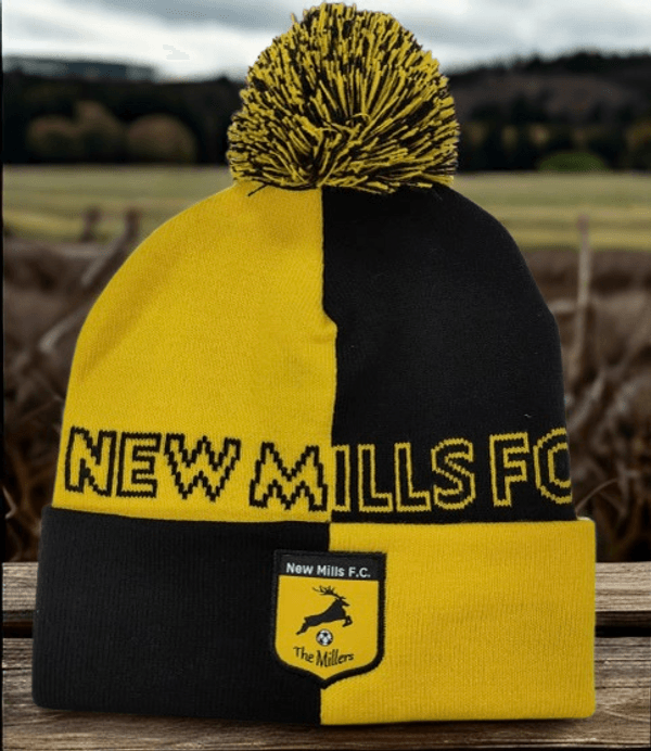 Chequered Two-Tone Pom Beanie (PREORDER)