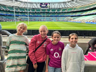 BHRFC Girls represent at Red Roses V New Zealand