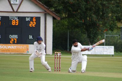 Batting Collapse costs Nunholm