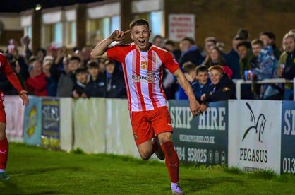 Jason Cowley transfers to Hereford FC for an undisclosed fee