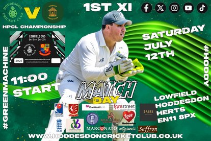 PRESTON PROCESSION AS VISITORS PRESS ON