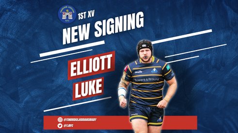 Elliott Luke Signs!