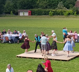 90th Tea Party Goes with a Swing!