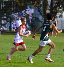 Under 16 has the golden touch