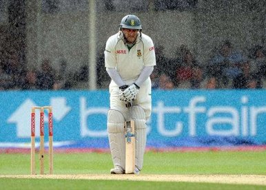 Drizzle needed for 3s as Winterbourne end winning run