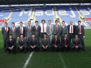 Defence Crumbles at Woodcote