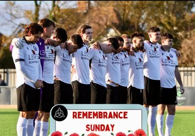 United’s Vase love affair continues