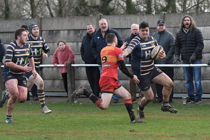 Anselmians 18 De La Salle (Salford) 20