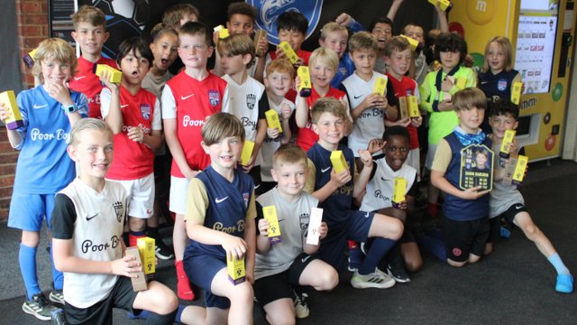 U9 Blue/Red/White/Silver