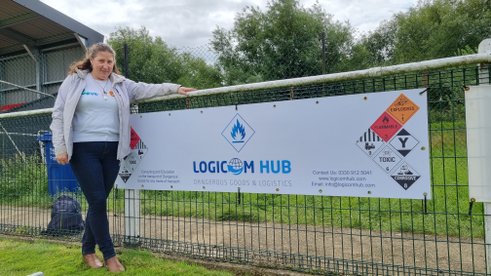 Logicom Hub sponsors Banbury United Women for a second year