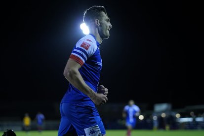 Ben Fowkes signs on loan from Braintree Town