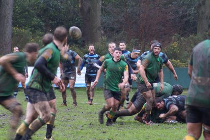 Bracknell 9 - Chichester 10