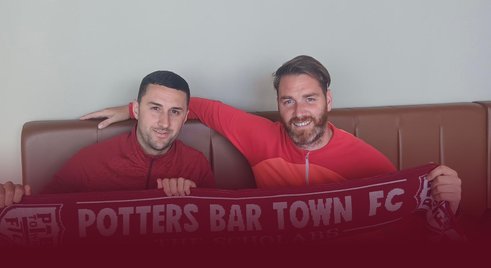 Jamie Dicks signs for Bar!