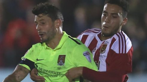 Stour take up Kristian Green option