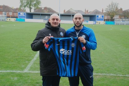 Blues Sign Riece Bertram