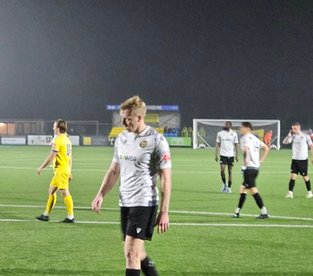 Hungerford win the Ascot race to victory