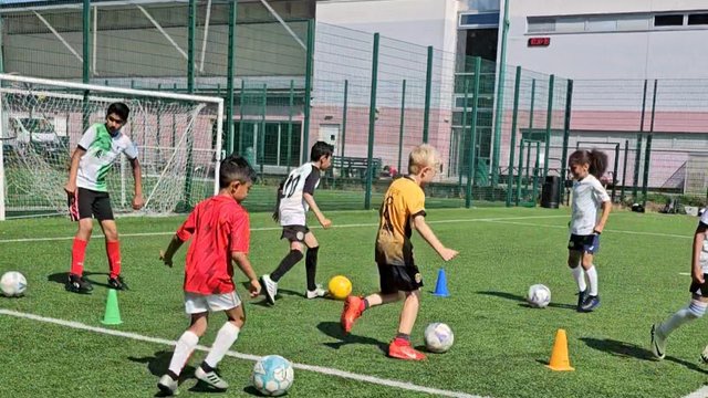 Claremont - Sat 1:00 PM