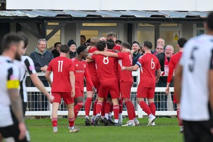 Cook rocket shoots down Woodpeckers in Robins win!