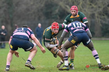 Squeaky bum time as Sevenoaks threaten to spoil the party