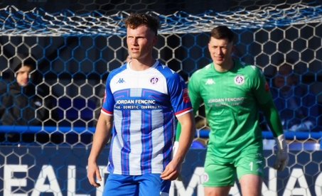 Eddie signs new deal to delight Blues fans