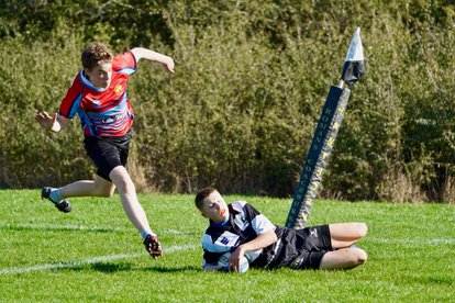 Farnham U16s  welcome Reigate for a friendly