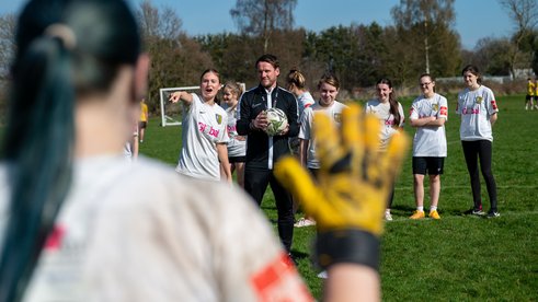 Join Askham Bryan College’s Men’s and Women’s Football Academies in Partnership with Tadcaster Albion