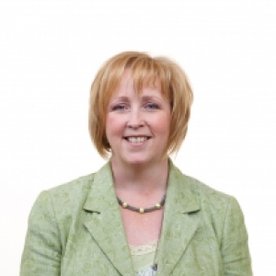 SUZY DAVIES A.M. HOLDS ADVICE SURGERY AT DUNVANT R.F.C. 7th Aug