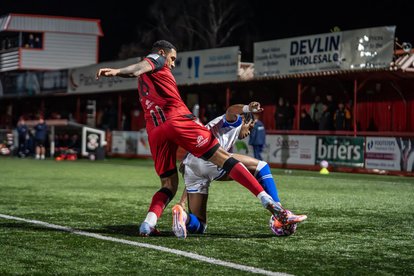 Lambs help the gaffer celebrate 200 up