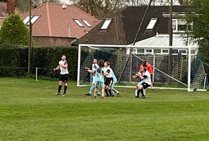 ELSTON UNITED 4-5 WOLLATON RESERVES