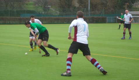 Spencer too much for men's 1s