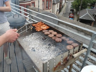 Home to Edinburgh University 2s