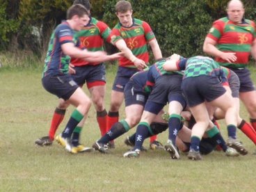 DEE JUST MISS OUT AGAINST LEAGUE CHALLENGERS