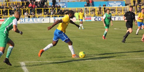 Canvey Island 2-1 Basildon United