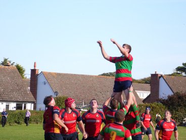 DEE FALL TO THE WHITE HARE MEN