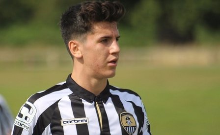 McMillan joins United on loan