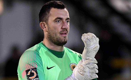 United quartet move on