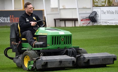 United toast pitch sponsorship sell-out