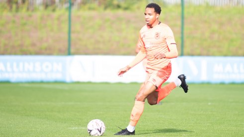 Duhaney seals United loan move